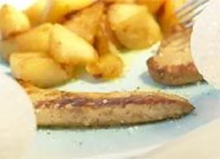 Foie gras poêlé aux reines des reinettes