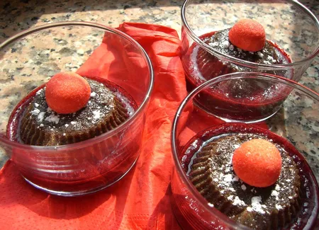 Fondant et son coulis de fruits rouges