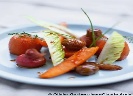 Fricassée de légumes d'hiver colorés, miel aux épices et café
