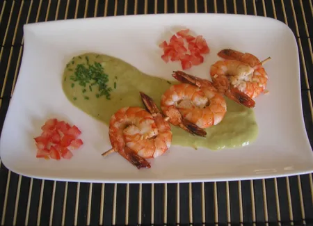 Gambas marinées et coulis de courgettes