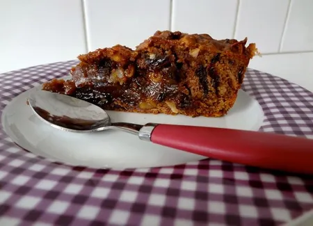 Gâteau aux amandes et aux pruneaux