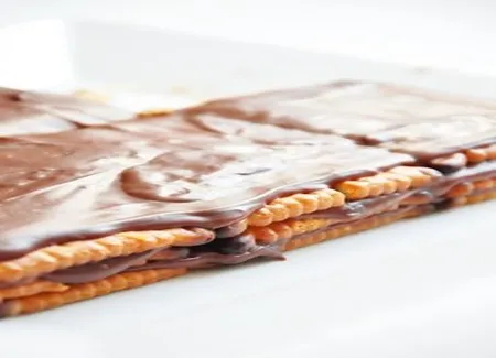 Gâteau petit beurre et chocolat au lait