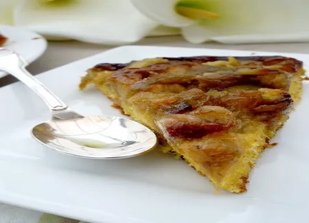 Gâteau renversé à la rhubarbe