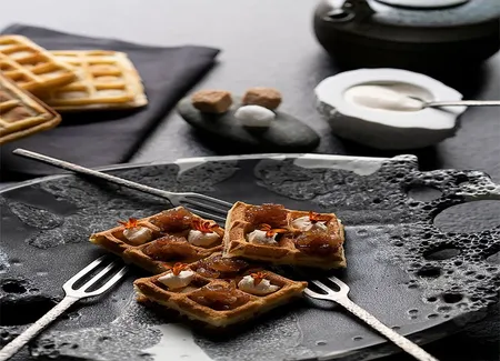 Gaufres, dés de saumon
