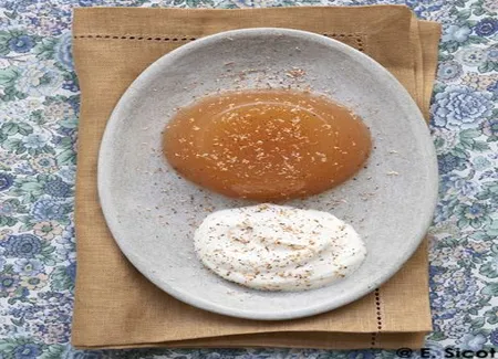 Gelée de pomme à la noix muscade