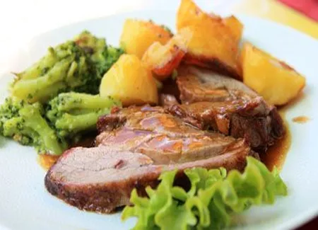Gigot d'agneau aux pommes de terre