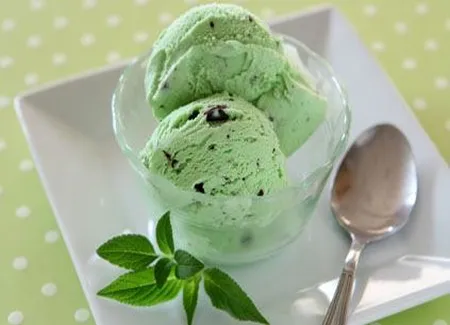 Glace à la menthe et au chocolat