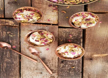 Glace au lait d'amande à l'orientale