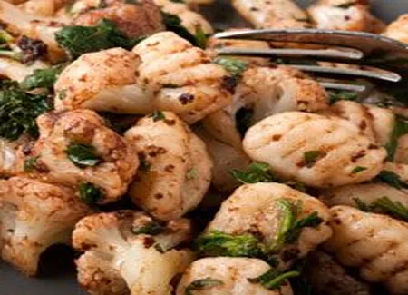 Gnocchi a la tapenade et roquette