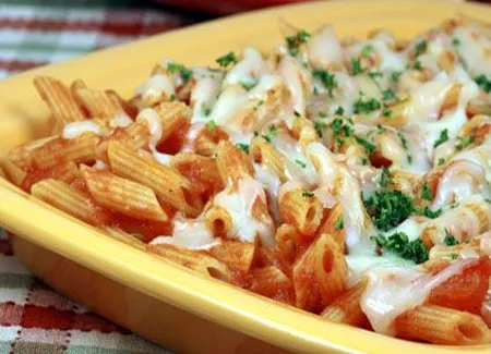 Gratin de pâtes à la tomate