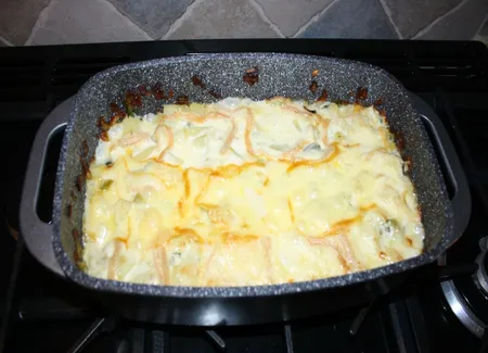 Gratin de poireaux et pommes de terre au vin blanc