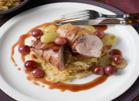 Jeunes faisans aux raisins et aux noix
