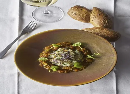Lieu au chutney de légumes
