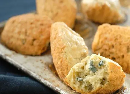 Madeleines au bleu d'auvergne