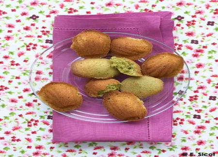 Madeleines au thé vert et au miel