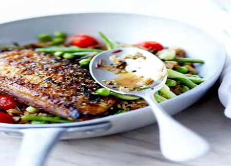 Magrets de canards rôtis, riz sauté aux légumes