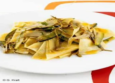Maltagliati aux artichauts et aux courgettes