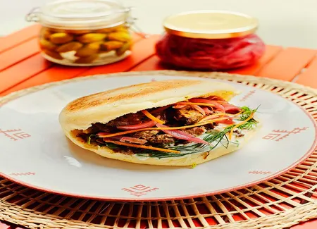 Matlouh à l'effiloché de boeuf