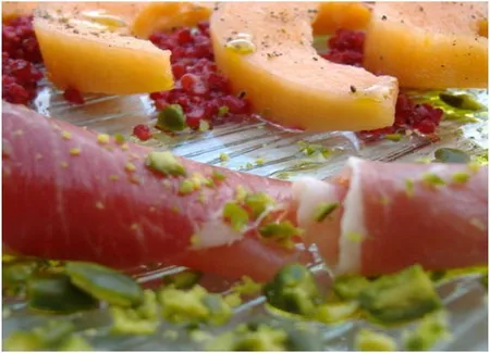 Melon à l'italienne au jambon cru revisité aux framboises