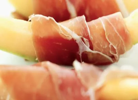 Melons au jambon cru