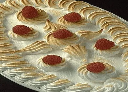Meringue aux framboises
