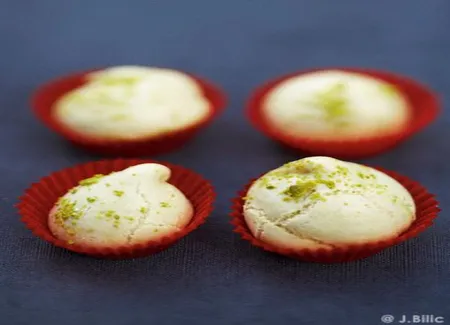 Meringues à la pistache