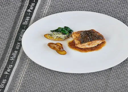 Merlu poêlé au beurre de sarrasin, épinards