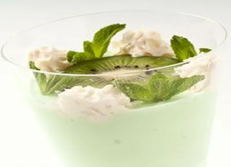 Milkshake au kiwi et menthe