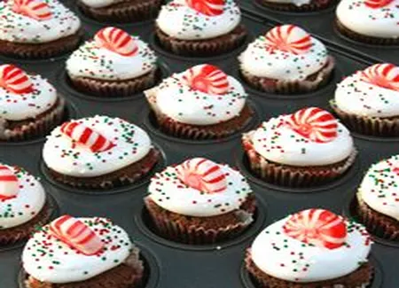 Mini-cupcakes chocolat-guimauve aux couleurs de noël