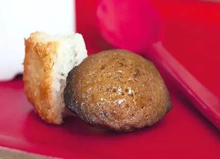 Mini-madeleines à la noisette