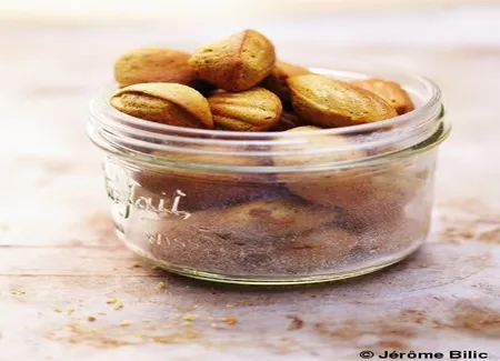 Mini-madeleines au thé vert