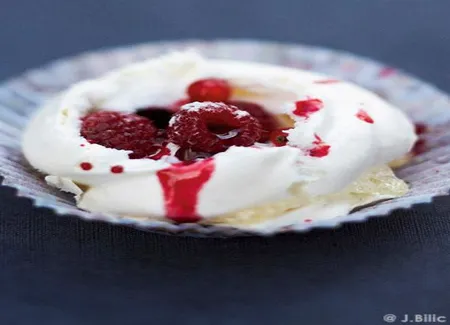 Mini-pavlovas