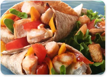 Mini-pitas à la salade de poulet