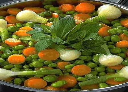 Mitonnée de jeunes légumes