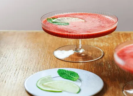 Mocktail fraises, miel, citron vert