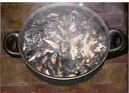 Moules au roquefort et noix