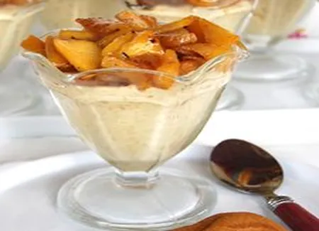 Mousse de mascarpone aux spéculoos, pommes caramélisées