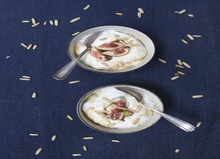 Mousse de yaourt aux figues
