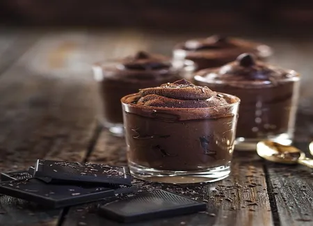 Mousses au chocolat faciles