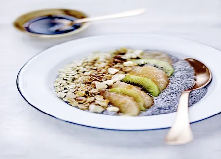 Muesli aux graines de chia et lait de noisette
