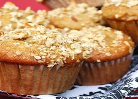 Muffins granola aux bananes