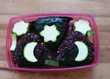 Onigiri aux couleurs de la nuit