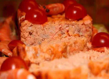 Pain de saumon aux baies roses