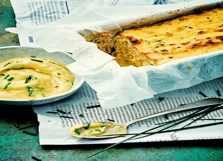Pain de saumon, sauce au raifort et ciboulette