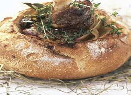 Pain surprise à l'agneau confit