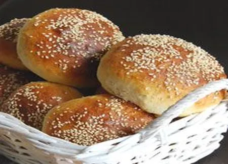 Pains hamburgers sans pétrissage
