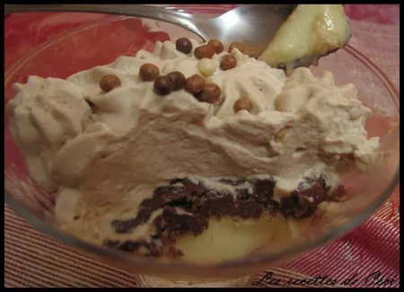 Panna cotta au chocolat blanc, croquant au toblerone et mousse au café