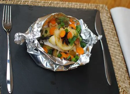 Papillotes de filets de lisettes et primeurs de bretagne au sancerre
