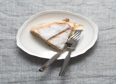 Pastilla au poulet et oignons