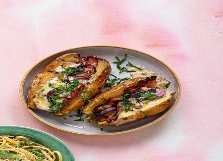 Patates, sauce au parmesan